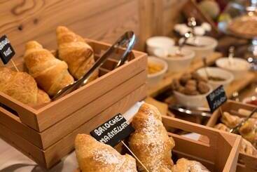 هتل Fiocco Di Neve Relais & Spa