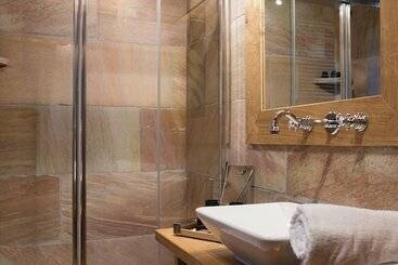 هتل Fiocco Di Neve Relais & Spa