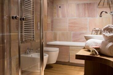 هتل Fiocco Di Neve Relais & Spa