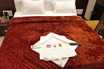 هتل Fab Rest Inn