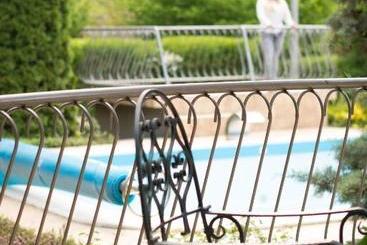هتل Villa Oliva Boutique Rooms & Spa Zamárdi