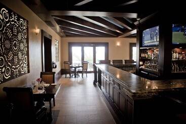 استراحتگاه Quivira Los Cabos Condos & Homes   Vacation Rentals