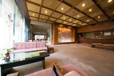 Ryokan Seishounagon