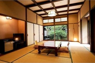 ریوکان Shikinosato Hanamura