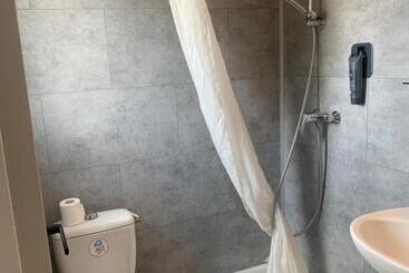 هتل Hôtel Fine
