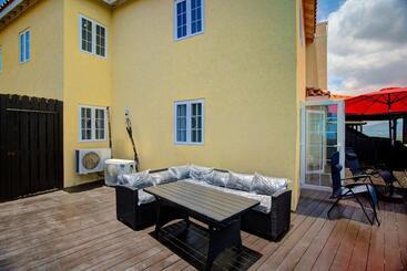 پانسیون City View Retreat Home