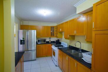 پانسیون City View Retreat Home
