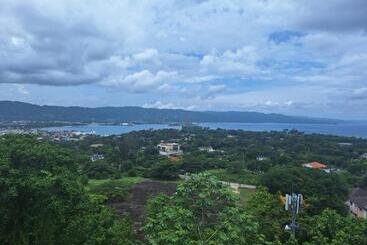 پانسیون City View Retreat Home