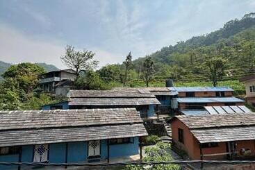 هتل Tibetan Cottage