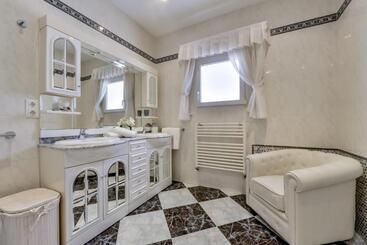 Пансион Villa Fortuna   Apartamentos у Estudios Para Vacaciones Con Piscina Común, Calpe