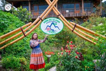 تختخواب و صبحانه Stone Garden Resort & Spa