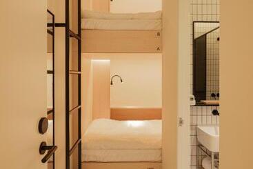 Hi Cozy International Youth Hostel East Nanjing Road & The Bund   Free Coffee And Gym