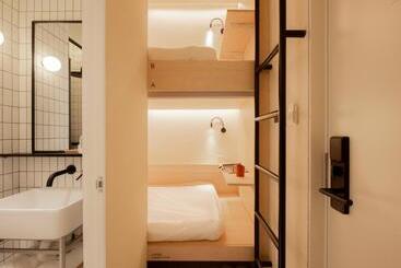 Hi Cozy International Youth Hostel East Nanjing Road & The Bund   Free Coffee And Gym