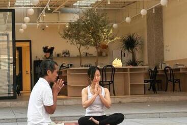 Hi Cozy International Youth Hostel East Nanjing Road & The Bund   Free Coffee And Gym