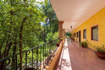 El Relox Hotel & Spa