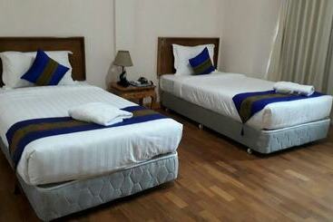 Famous Hotel Loikaw