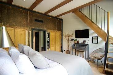 هتل Authentic Farmhouse   De Vergulden Eenhoorn