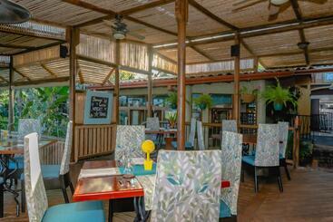 هتل Finca Rosa Blanca Coffee Farm And Inn