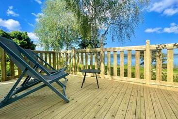 Отель Les Terrasses Du Lac