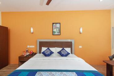 هتل Oyo Rooms Golden Four Way Road Kanyakumari
