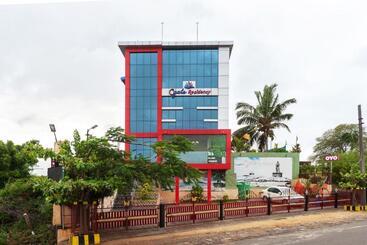 هتل Oyo Rooms Golden Four Way Road Kanyakumari