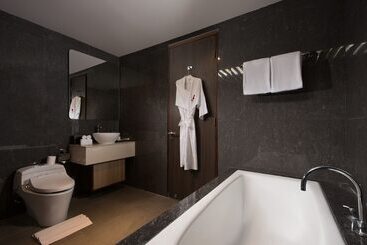 هتل Swissbelinn Luwuk