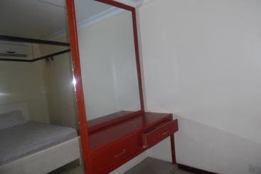 هتل Lamada Apartments