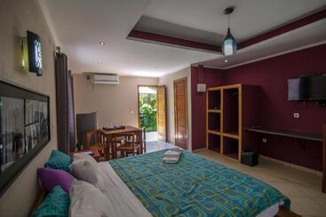 استراحتگاه Ossanzaia Bilene Lodge