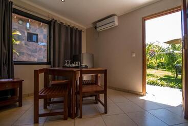 استراحتگاه Ossanzaia Bilene Lodge