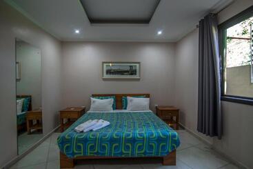 استراحتگاه Ossanzaia Bilene Lodge