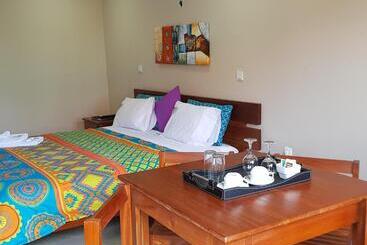 استراحتگاه Ossanzaia Bilene Lodge