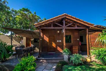 استراحتگاه Ossanzaia Bilene Lodge