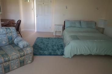 تختخواب و صبحانه Langtoft Manor