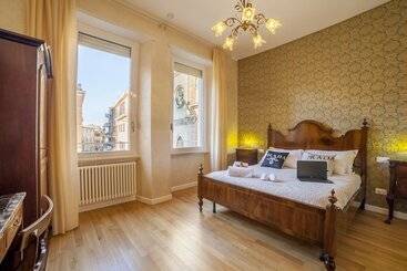 Regina Bed And Breakfast