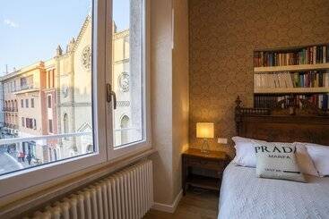 Regina Bed And Breakfast