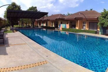 Green Adamas Resort Chumphon