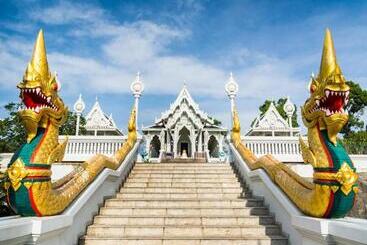 Hide & Seek Resort Krabi