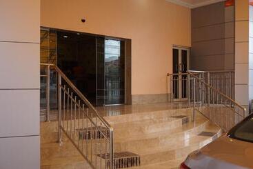 هتل Aenon Suites Oshogbo