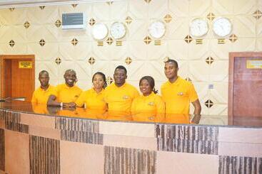 هتل Aenon Suites Oshogbo