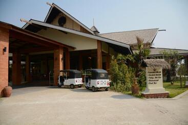 هتل Amata Garden Resort Bagan