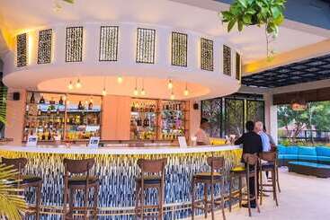 هتل Amata Garden Resort Bagan