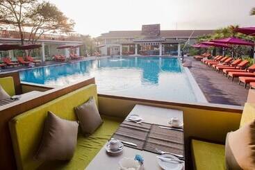 هتل Amata Garden Resort Bagan