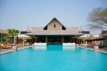 هتل Amata Garden Resort Bagan