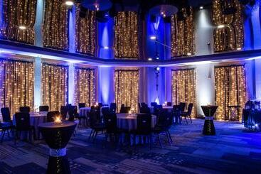 هتل Wingate By Wyndham Dieppe Moncton