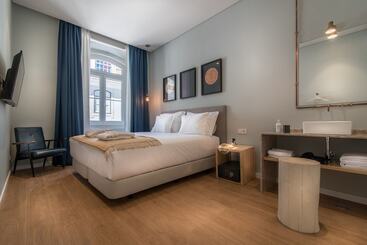 تختخواب و صبحانه Esqina Urban Lodge