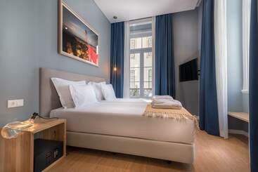 تختخواب و صبحانه Esqina Urban Lodge