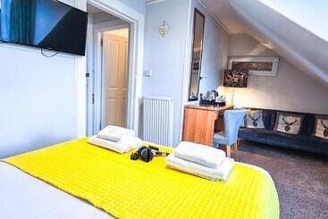 تختخواب و صبحانه Mystayinn Kinloch Lodge