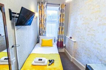 تختخواب و صبحانه Mystayinn Kinloch Lodge