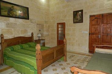 Miria Bed And Breakfast