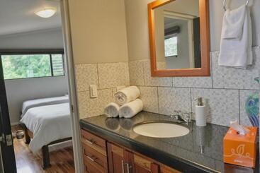 تختخواب و صبحانه Villas Aracari